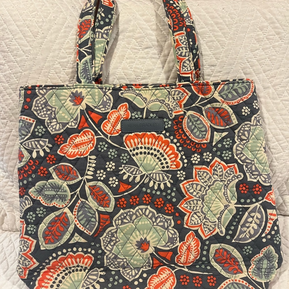 Vera Bradley tote Never Used